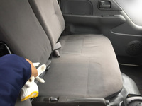 いすゞエルフ平ボディ小型（2t・3t）[写真16]