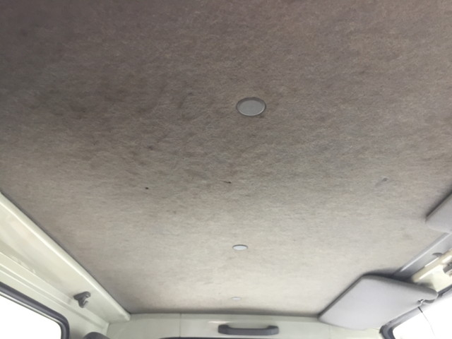 いすゞエルフ平ボディ小型（2t・3t）[写真18]