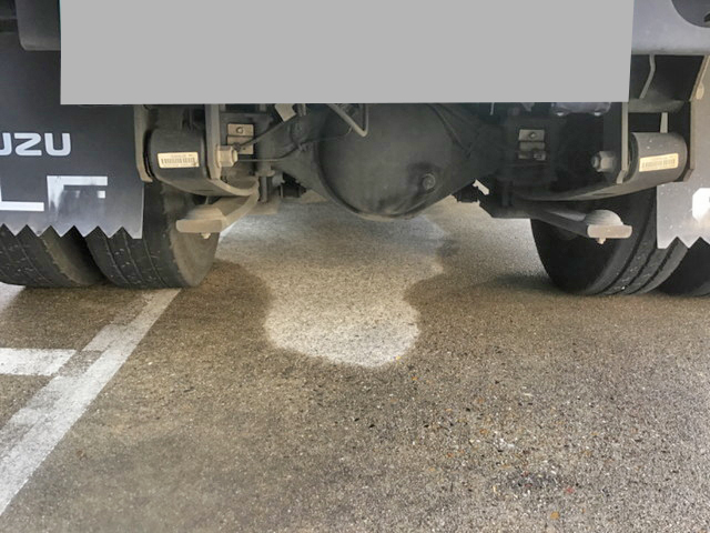 いすゞエルフ平ボディ小型（2t・3t）[写真11]