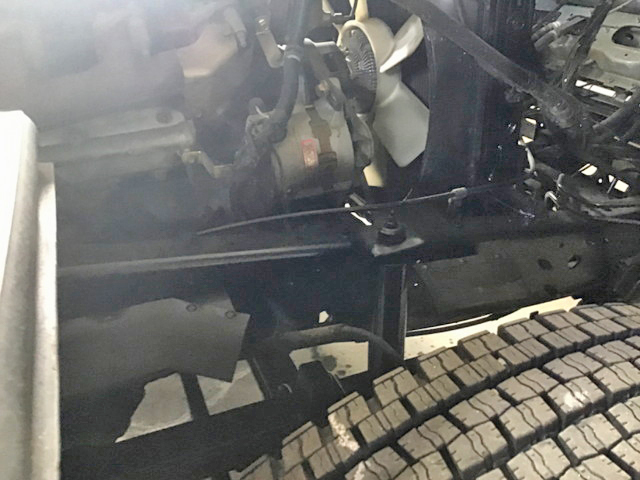 UDトラックスコンドルセルフクレーン5段中型（4t）[写真18]