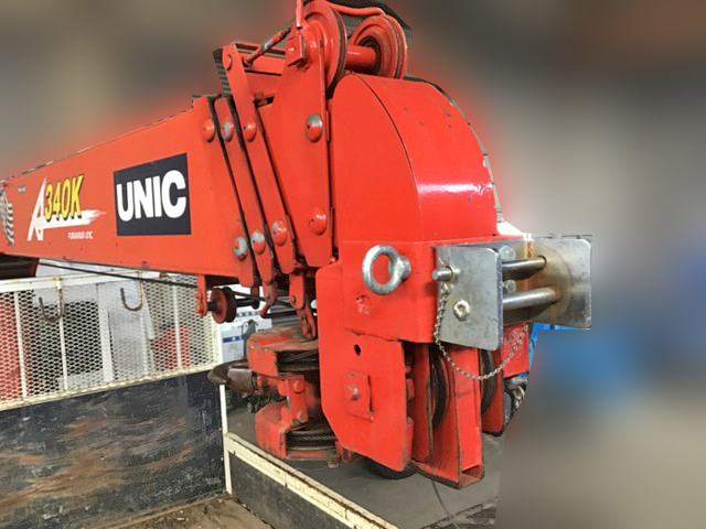 UDトラックスコンドルセルフクレーン5段中型（4t）[写真06]