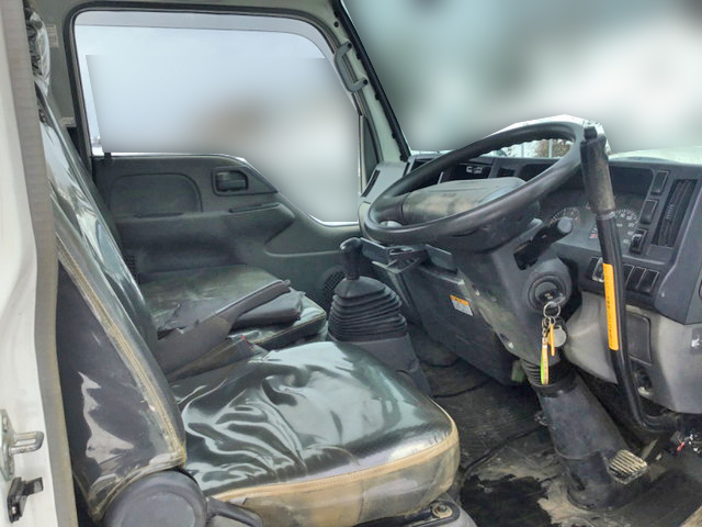 いすゞエルフ穴掘建柱車小型（2t・3t）[写真25]