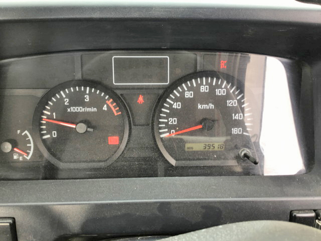 いすゞエルフ穴掘建柱車小型（2t・3t）[写真27]