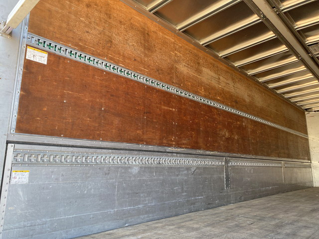 日野プロフィアアルミウイング大型（10t）[写真13]