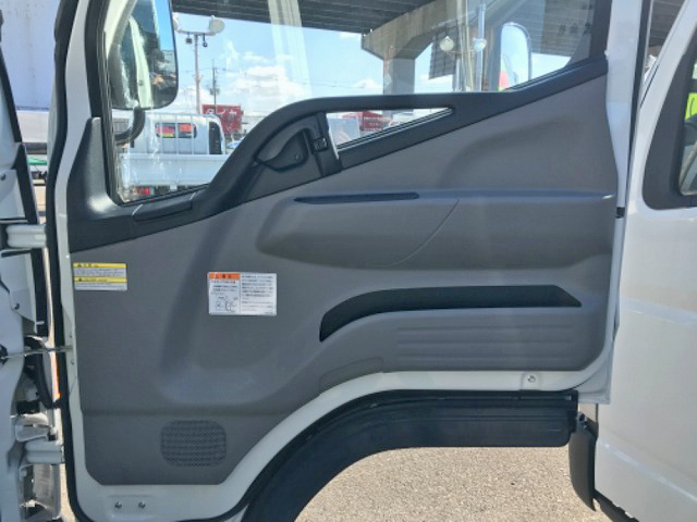 三菱ふそうキャンターダンプ小型（2t・3t）[写真21]