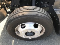 三菱ふそうキャンター平ボディ小型（2t・3t）[写真15]