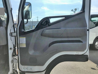 三菱ふそうキャンター平ボディ小型（2t・3t）[写真30]