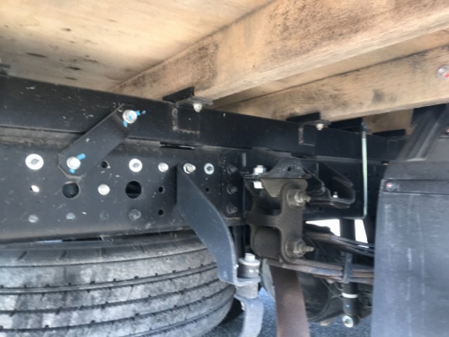 三菱ふそうキャンター平ボディ小型（2t・3t）[写真37]