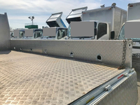 三菱ふそうキャンター平ボディ小型（2t・3t）[写真07]