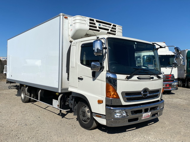 日野レンジャー冷凍車（冷蔵車）中型（4t）[写真03]