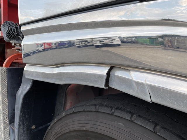 いすゞギガダンプ大型（10t）[写真20]