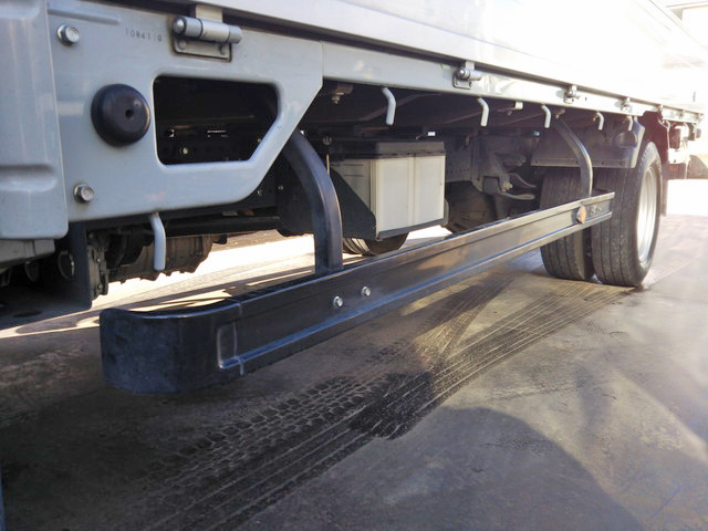 いすゞエルフアルミブロック小型（2t・3t）[写真18]