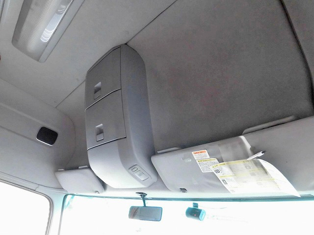 UDトラックスクオン深ダンプ（土砂禁ダンプ）大型（10t）[写真13]