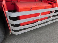 UDトラックスクオン深ダンプ（土砂禁ダンプ）大型（10t）[写真27]