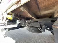 いすゞエルフ幌ウイング小型（2t・3t）[写真16]