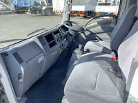 いすゞエルフ幌ウイング小型（2t・3t）[写真24]