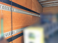 いすゞエルフアルミバン小型（2t・3t）[写真10]