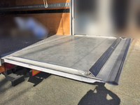 いすゞエルフアルミバン小型（2t・3t）[写真14]