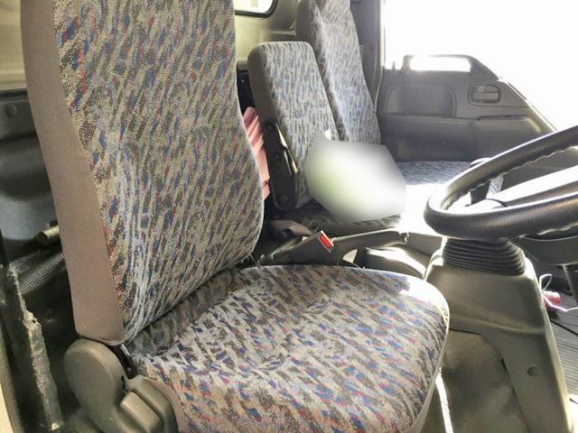 いすゞエルフアルミバン小型（2t・3t）[写真29]