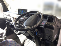 いすゞエルフアルミバン小型（2t・3t）[写真31]