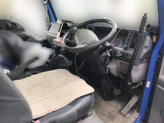 いすゞエルフダンプ小型（2t・3t）[写真18]