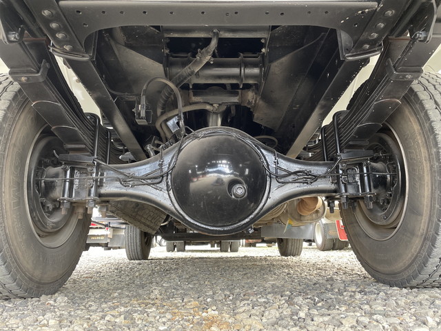 いすゞフォワード深ダンプ（土砂禁ダンプ）中型（4t）[写真23]