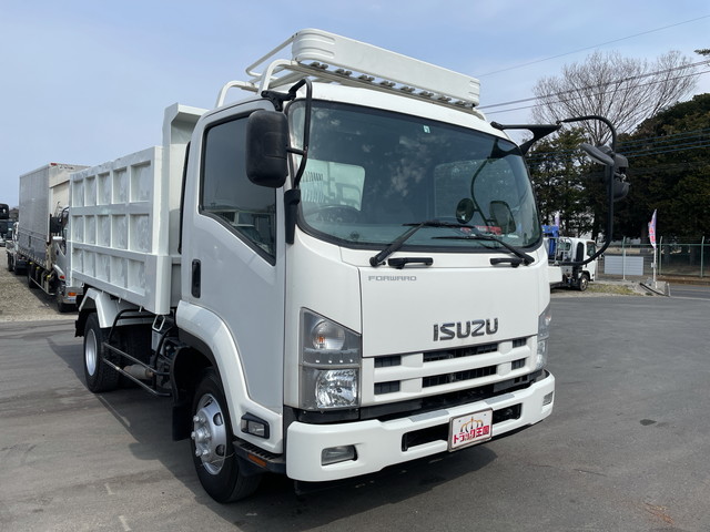 いすゞフォワード深ダンプ（土砂禁ダンプ）中型（4t）[写真03]
