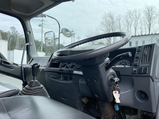 いすゞフォワード深ダンプ（土砂禁ダンプ）中型（4t）[写真35]