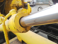 いすゞエルフ汚泥吸引車小型（2t・3t）[写真18]