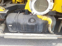 いすゞエルフ汚泥吸引車小型（2t・3t）[写真23]