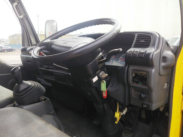 いすゞエルフ汚泥吸引車小型（2t・3t）[写真37]