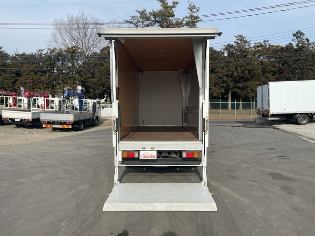 日野デュトロパネルウイング小型（2t・3t）[写真12]