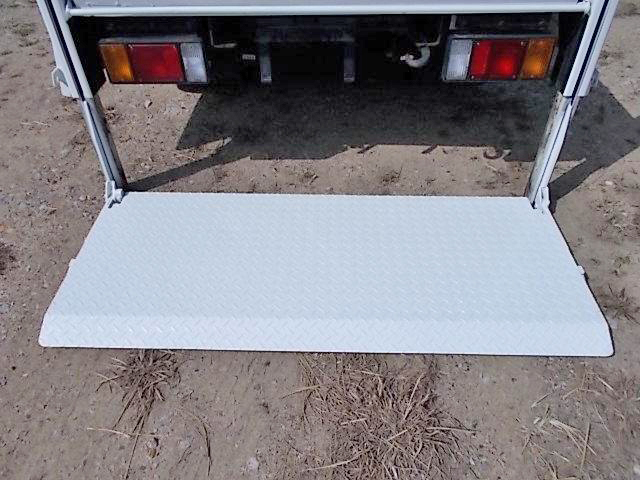 いすゞエルフダブルキャブ（Wキャブ）小型（2t・3t）[写真14]