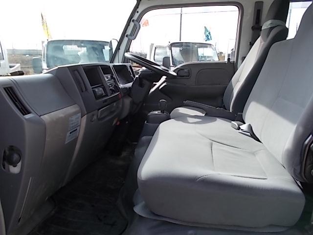 いすゞエルフダブルキャブ（Wキャブ）小型（2t・3t）[写真24]