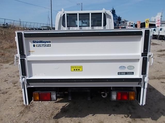 いすゞエルフダブルキャブ（Wキャブ）小型（2t・3t）[写真07]