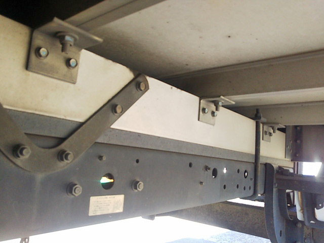 三菱ふそうファイター冷凍車（冷蔵車）中型（4t）[写真21]