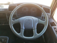 三菱ふそうファイター冷凍車（冷蔵車）中型（4t）[写真36]