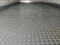 いすゞフォワード冷凍車（冷蔵車）中型（4t）[写真13]