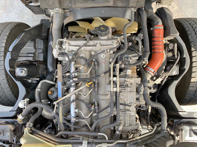 三菱ふそうキャンタークレーン3段小型（2t・3t）[写真29]