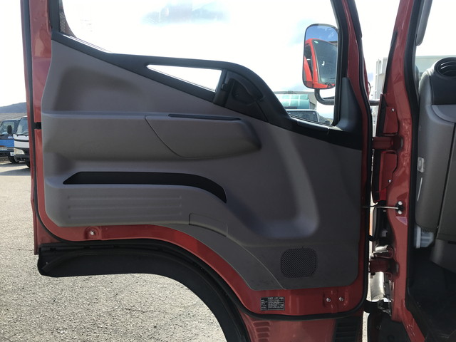 三菱ふそうキャンターキャリアカー小型（2t・3t）[写真28]