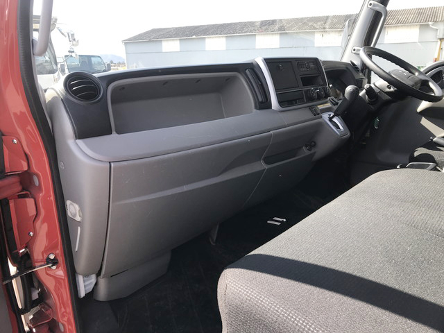 三菱ふそうキャンターキャリアカー小型（2t・3t）[写真33]