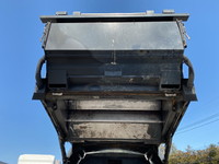 三菱ふそうファイターパッカー車（塵芥車）中型（4t）[写真13]