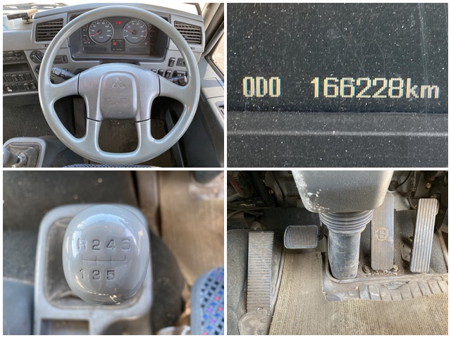 三菱ふそうファイターパッカー車（塵芥車）中型（4t）[写真35]