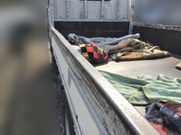 いすゞエルフ平ボディ小型（2t・3t）[写真11]