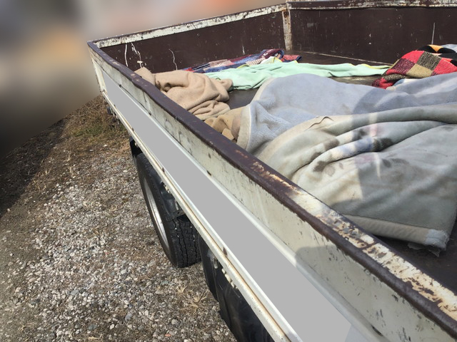 いすゞエルフ平ボディ小型（2t・3t）[写真13]