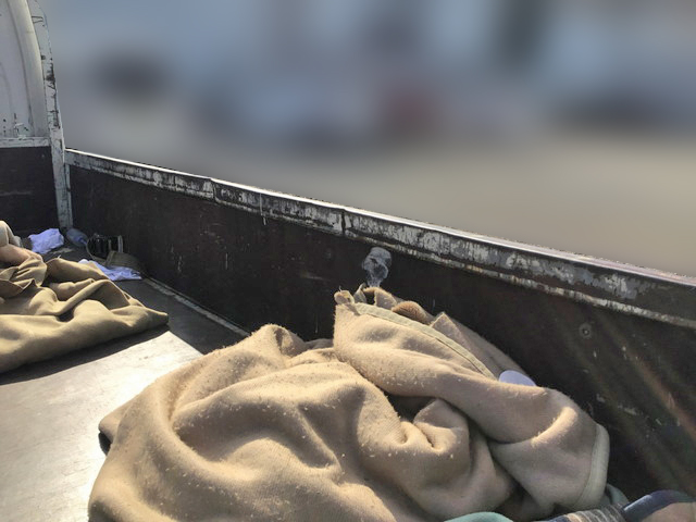 いすゞエルフ平ボディ小型（2t・3t）[写真14]