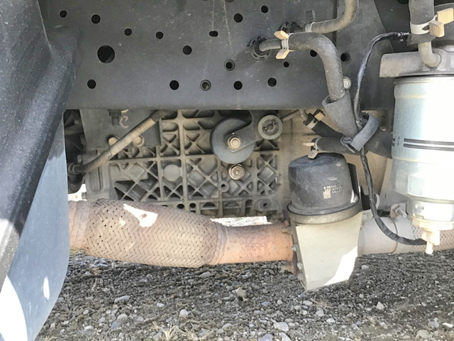 いすゞエルフ平ボディ小型（2t・3t）[写真16]