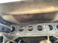 いすゞエルフ平ボディ小型（2t・3t）[写真18]