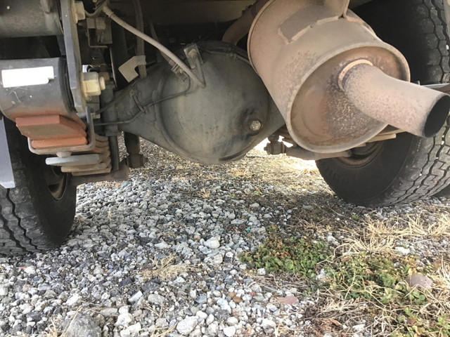 いすゞエルフ平ボディ小型（2t・3t）[写真19]