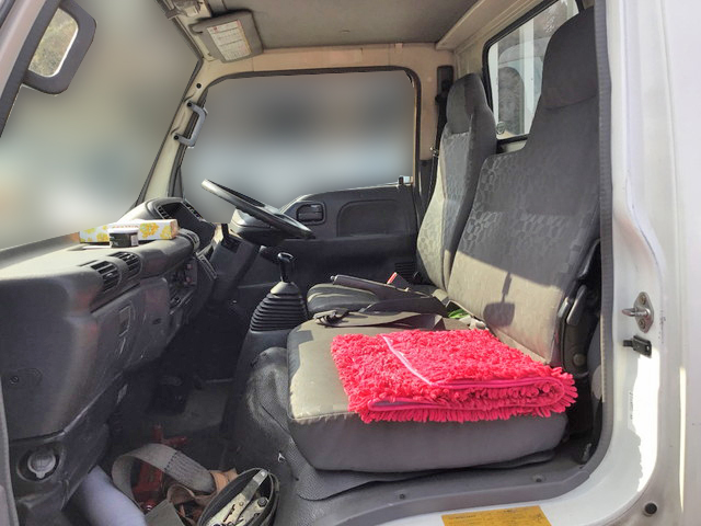 いすゞエルフ平ボディ小型（2t・3t）[写真28]